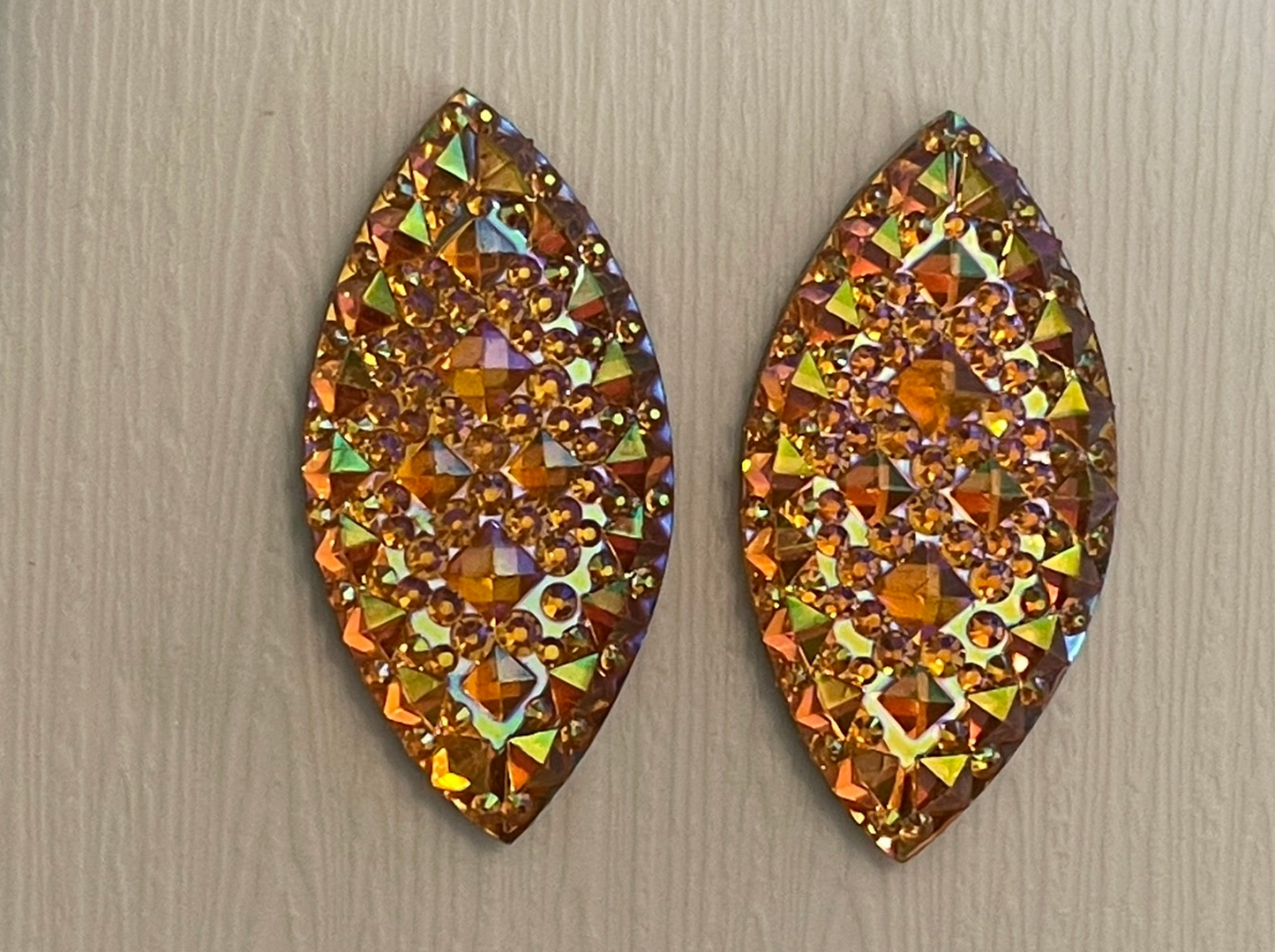 AB Colour Marquise Shape Resin (1 piece each, if you are wanting a pair select 2 pieces)
